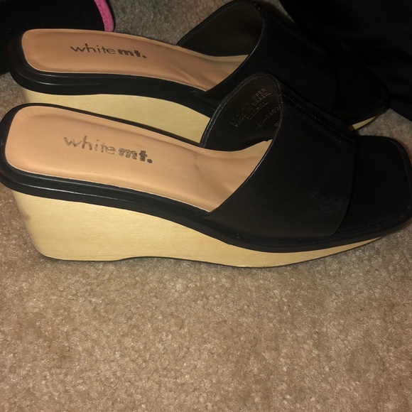 Wedge sandals - Picture 3 of 3